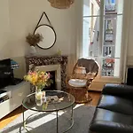 Quiet Accommodation In The Heart Of Paris